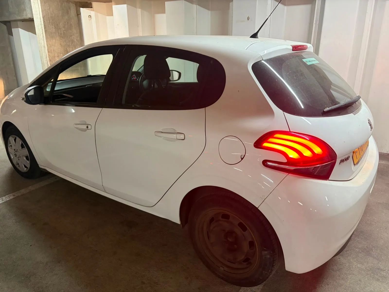 2016 Peugeot 208