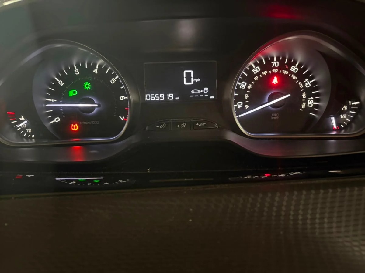 2016 Peugeot 208