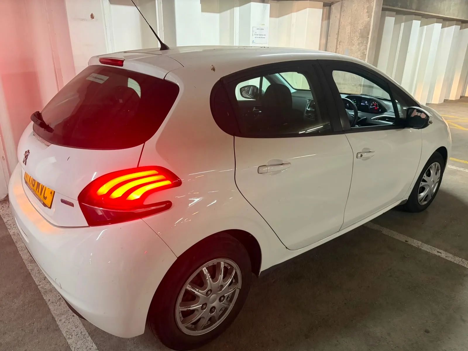 2016 Peugeot 208