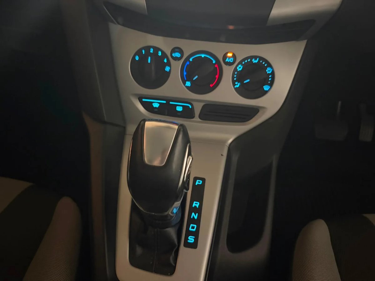 2013 Ford Focus Estate