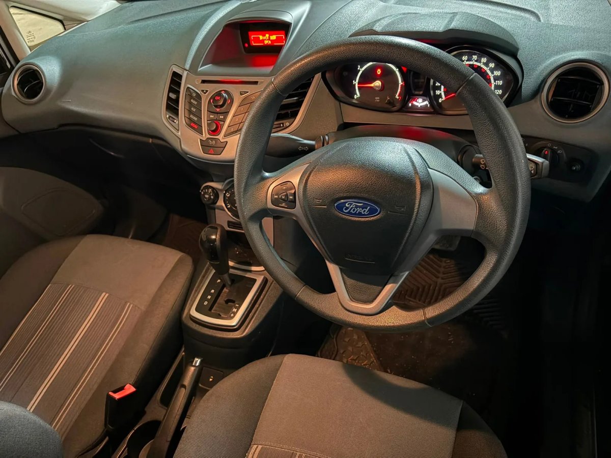 2009 Ford Fiesta