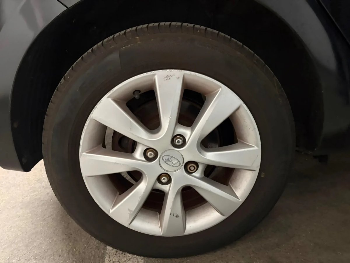 2012 Hyundai i20