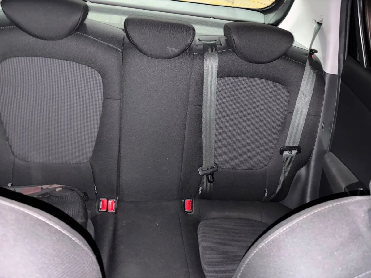 2012 Hyundai i20