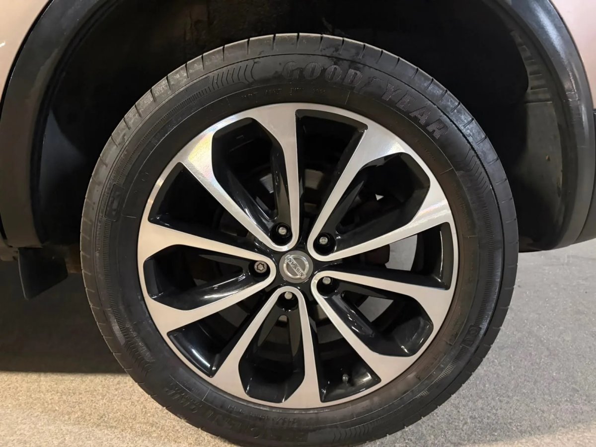 2012 Nissan Qashqai Tekna